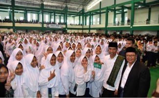 Kemenko PMK: Jangan Takut Sekolahkan Anak ke Pesantren