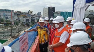 Tol Becakayu Mandek Sejak 1996, Luhut: Segera Kita Tuntaskan