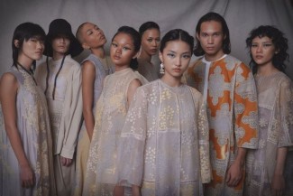 Lindungi HAKI, Desainer Sapto Djojokartiko Daftarkan 5 Motif Desain