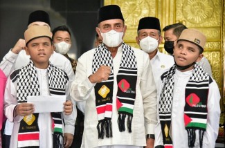 Tunanetra Tak Batasi Saudara Kembar Ini Jadi Penghafal Al-Qur’an