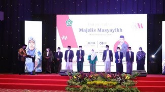 Menag Kukuhkan 9 Kiai sebagai Majelis Masyayikh