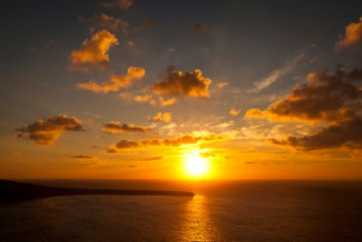 Habiburrahman El Shirazy: Waktu Merupakan Nikmat Terbesar dari Allah