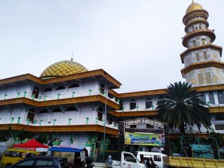 14 Tahun Mangkrak, Masjid Agung Al Ikhlas Kini Dapat Tampung Ribuan Jemaah