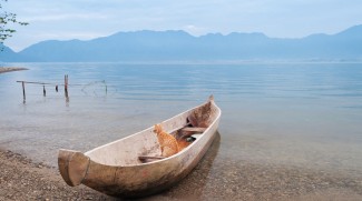 Danau Maninjau Wisata Danau Vulkanik Nan Ekstosis di Sumatra Barat