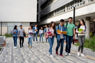 Student Loan, Jebakan Finansial yang Pengaruhi Mental Mahasiswa