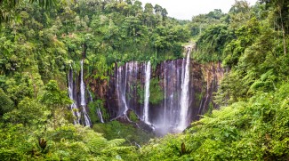 Air Terjun Tumpak Sewu, Tempat Healing Terbaik di Lumajang