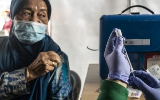 Vaksin Booster di Jakbar Rabu Ini, Per Kecamatan 200 Warga