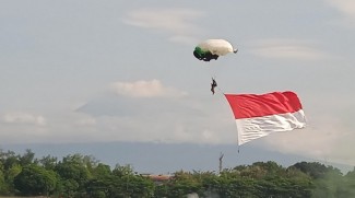 Atraksi Kedirgantaraan,  Meriahkan HUT FASI ke 50 di Lanud Adisutjipto