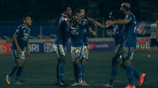 Persib Tidak Memenuhi Kuota Pemain, Laga Kontra PSM Makassar Resmi Ditunda