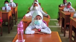 Antisipasi Penyebaran Covid-19, Sekolah di Semarang Kembali Daring