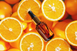 Jangan Salah, Begini Aturan Pemakaian Serum Wajah agar Terserap Baik
