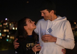 Galang Dana, Mila Kunis dan Ashton Kutcher Kumpulkan Rp97,8 Miliar untuk Ukraina