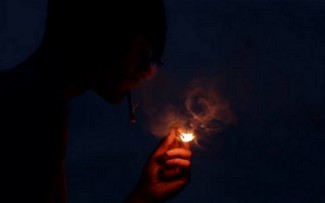Santri Merokok, Haruskah Dikeluarkan dari Pondok Pesantren?