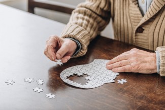 Spesialis Saraf: Penyintas Covid-19 Berisiko Demensia Alzheimer