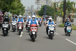 Meriahkan Sidang Transisi Energi G20, KESDM dan PLN Gelar Parade Motor Listrik