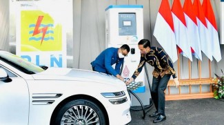 Jokowi Resmikan SPKLU Ultra Fast Charging Pertama di Indonesia