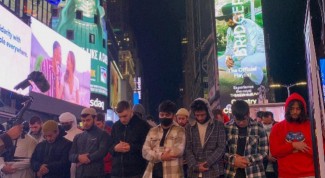 Pertama dalam Sejarah, Shalat Tarawih Dihelat di Times Square