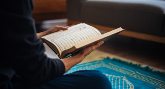 Kapan Malam Diturunkannya Al-Quran? Berikut Penjelasannya