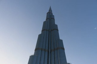 Adzan Berkumandang dari Burj Khalifa Selama Ramadhan