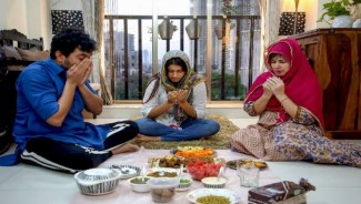 Gemerlap Ramadhan di India, Malam Gemerlap dan Jadi Jam Sibuk