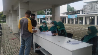 REVISI: Masjid Assalaam Bintaro Kembali Bagikan Sembako Gratis