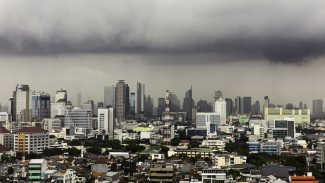 Jelang Maghrib, Potensi Turun Hujan Lebat di Jaksel dan Jaktim
