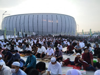 Warga Bangga Shalat Id Pertama di Jakarta Internasional Stadium