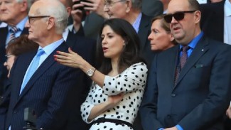 Roman Abramovich Lepas Chelsea, Sosok Wanita Cantik Ini Jadi Sorotan
