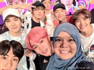 Ramai Perseteruan Fans K-Pop, Bolehkah Seorang Muslim Idolakan Artis K-Pop?