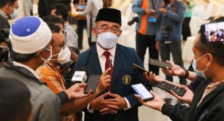 Covid-19 Segera Jadi Endemi, Menko-PMK: Angka Kematian Covid-19 Sudah di Bawah Penyakit Lain