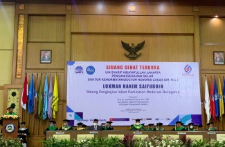 Lukman Hakim Saifuddin Peroleh Gelar Doktor Honoris Causa dari UIN Jakarta