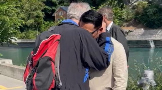 Emil dan Keluarga Dijadwalkan Tiba di Indonesia Hari Ini