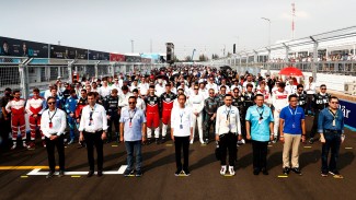 Anies Baswedan Sambut Jokowi di Formula E: Selamat Datang Pak Presiden