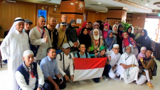 Cerita WNI Berhaji dari UK: Tak Ada Masa Tunggu dan Diprioritaskan Saat Ibadah Haji