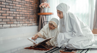 Cara Hafal Surat Pendek dengan Cepat, Bisa Diajarkan ke Anak-Anak