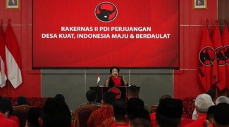Megawati Tak Segan Pecat Kader PDIP yang Bermanuver Politik