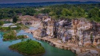 Telaga Biru Semin Jadi Spot Wisata Tersembunyi di Yogyakarta
