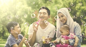 Bukan Banyak Harta, Ini 5 Resep Jaga Keutuhan Rumah Tangga