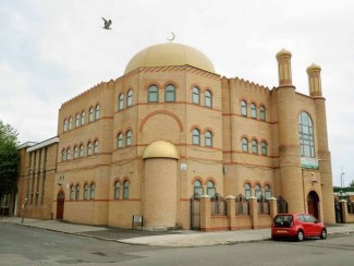 Melihat Masjid Al-Rahma, Tempat Salat Mane dan Salah di Liverpool