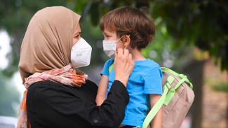 Presiden Jokowi Wajibkan Kembali Masyarakat Pakai Masker