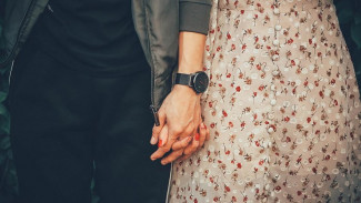 Tafsir Surat Al-Baqarah Ayat 221: Larangan Nikah Beda Agama