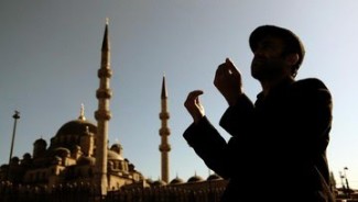 3 Amalan Sangat Dianjurkan Rasulullah di Hari Jumat