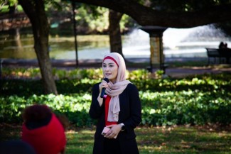 Senator Muslimah Australia Dorong Gadis Remaja Bangga Kenakan Hijab