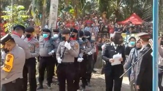 Pengacara Istri Ferdy Sambo Sesalkan Pemakaman Brigadir J secara Kedinasan