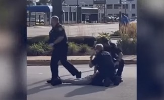 Polisi Amerika Pukuli Secara Brutal Remaja Muslim di Chicago, Begini Faktanya