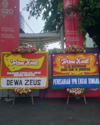 Viral Karangan Bunga Sindiran untuk Kominfo, Segini Harga Satuannya