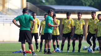 Jelang Timnas Indonesia U-16 vs Vietnam, Bima Sakti Target Juara Grup A