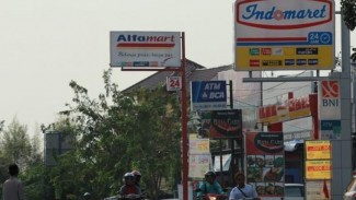 Ini Alasan 2 Gerai Minimarket Ini Sering Terlihat Berdampingan