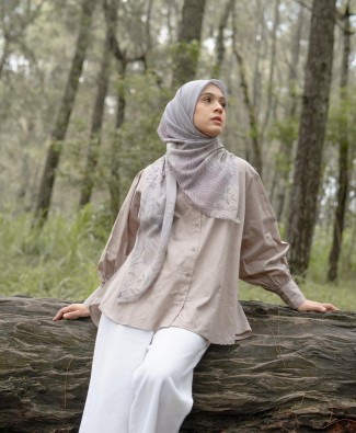 Tampil Muda dan Fresh, 6 Gaya Nycta Gina Bisa Jadi Inspirasi
