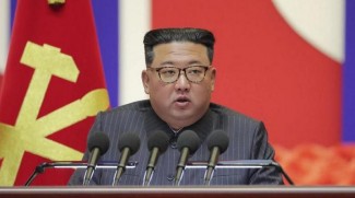 Kim Jong Un Deklarasikan Korea Utara Bebas Covid-19